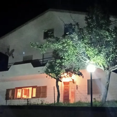 La Casa Del Sole Affittacamere Villa Celiera